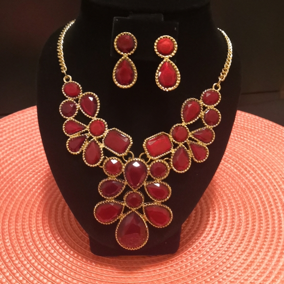 ✨2 for $10✨ Chunky Necklace set - Picture 1 of 3